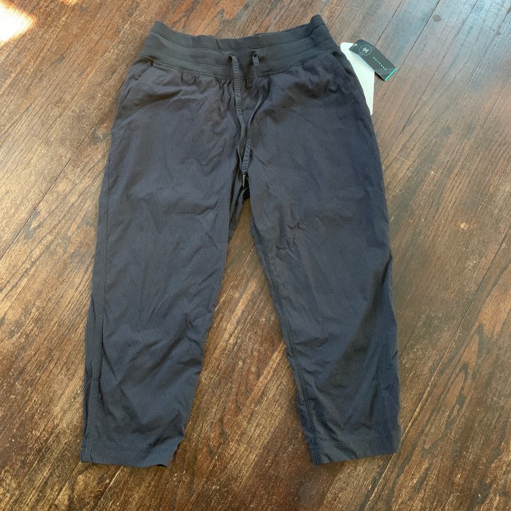 Lululemon Cropped Pants